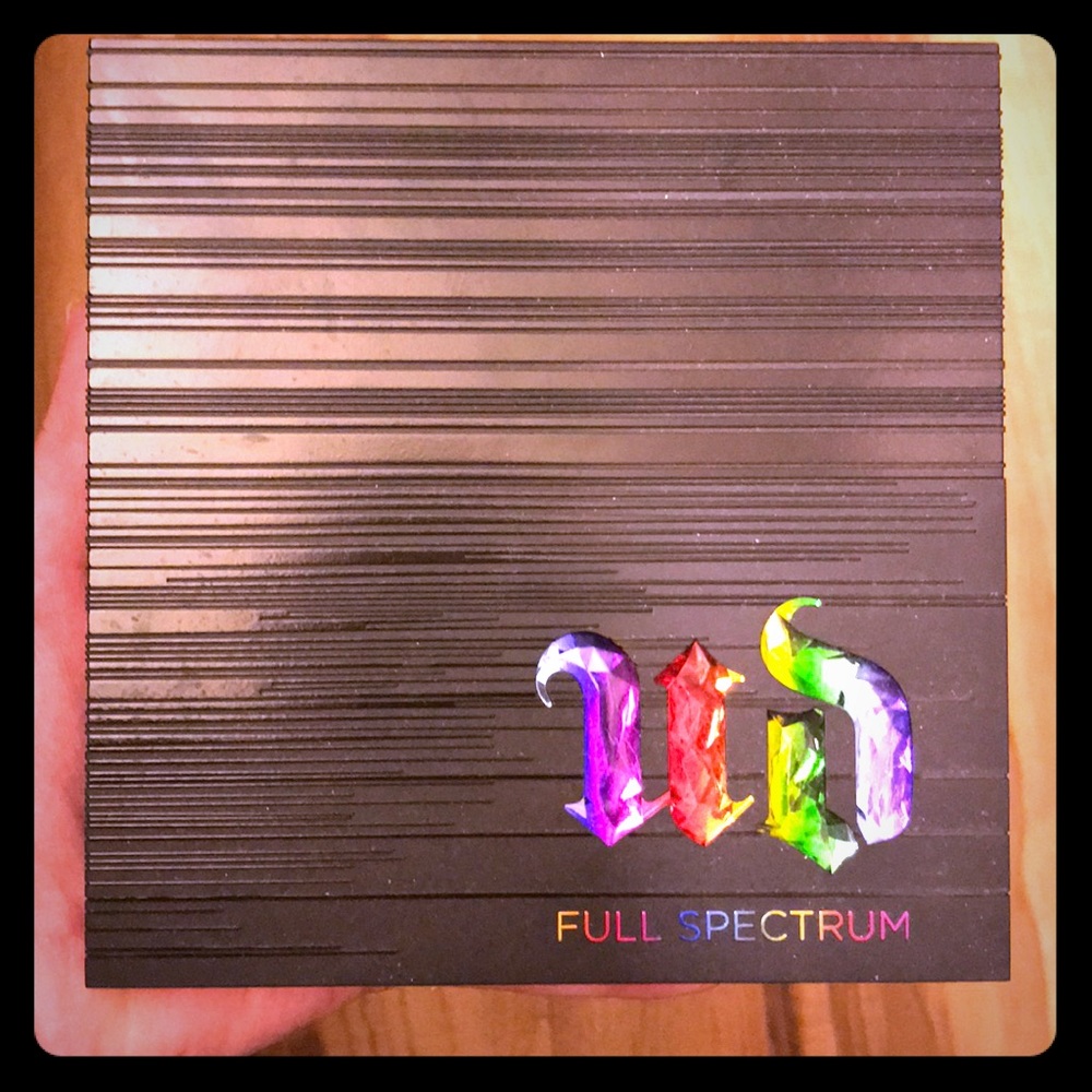 Urban Decay Full Spectrum eyeshadow palette